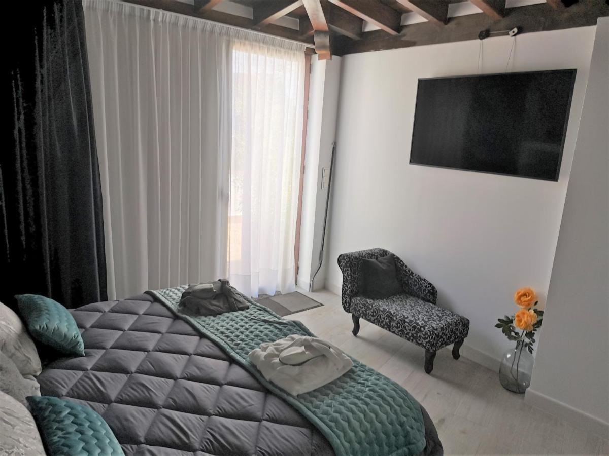 Fg Albayzin Apartamento Deluxe Con Terraza Vistas Y Parking Gratis Apartman Granada Kültér fotó