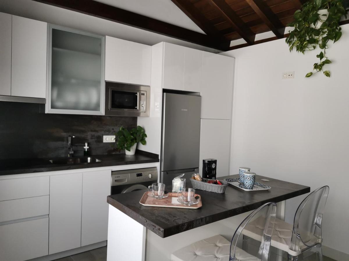 Fg Albayzin Apartamento Deluxe Con Terraza Vistas Y Parking Gratis Apartman Granada Kültér fotó